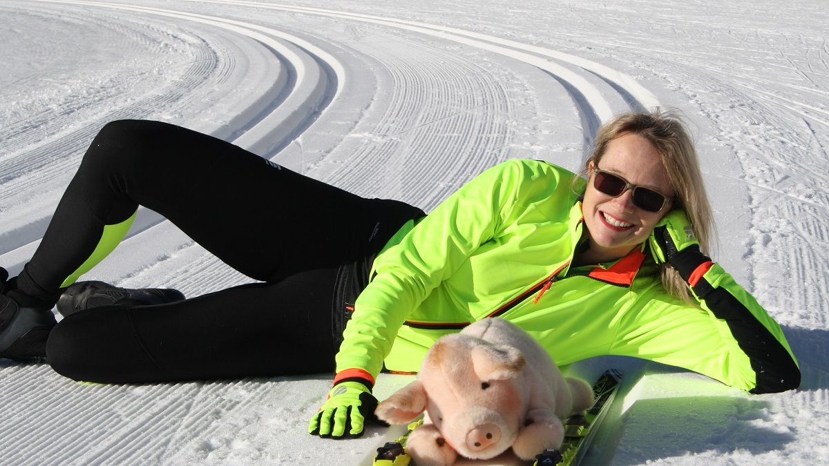 Esther Kef gaat 1000 kilometer langlaufen tegens varkensleed in de veehouderij