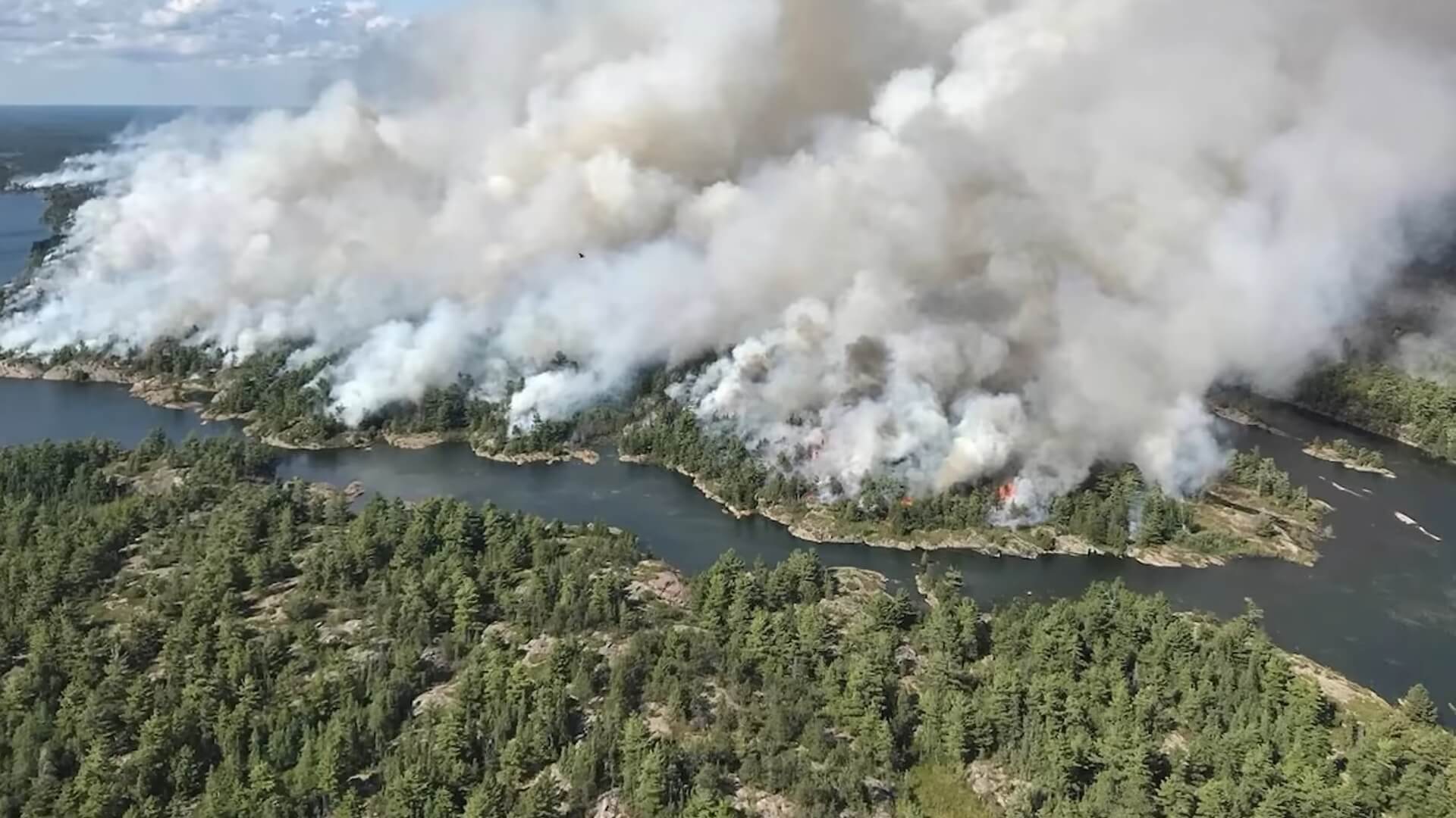 Grote bosbrand in Canada